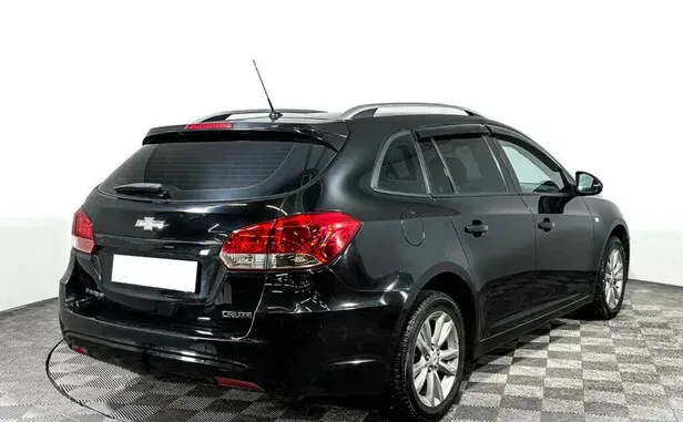 Chevrolet Cruze, I Рестайлинг — фото 2