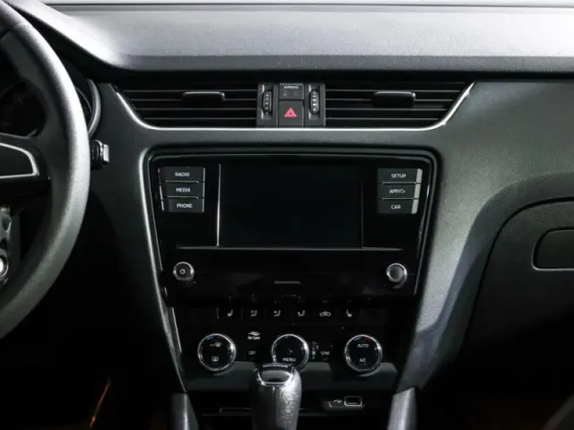 Skoda Octavia, III (A7) Рестайлинг — фото 11