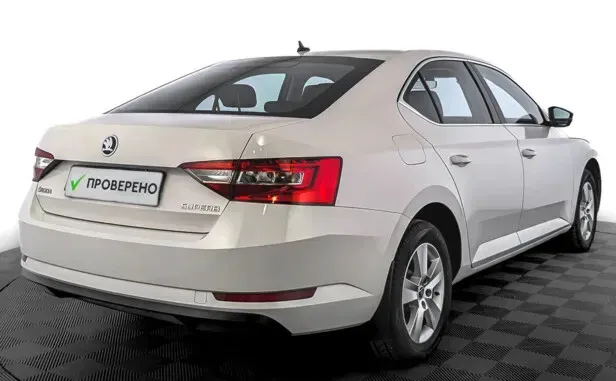 Skoda Superb, III — фото 2