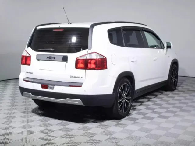 Chevrolet Orlando — фото 4