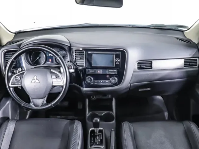 Mitsubishi Outlander, III Рестайлинг — фото 16