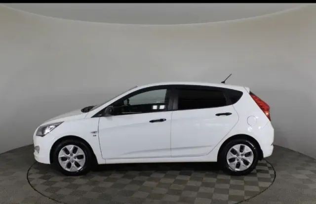 Hyundai Solaris, I Рестайлинг — фото 4