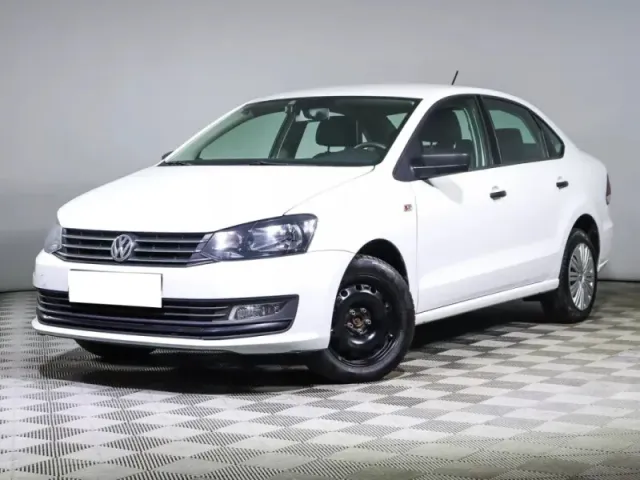 Volkswagen Polo, V Рестайлинг — фото 1