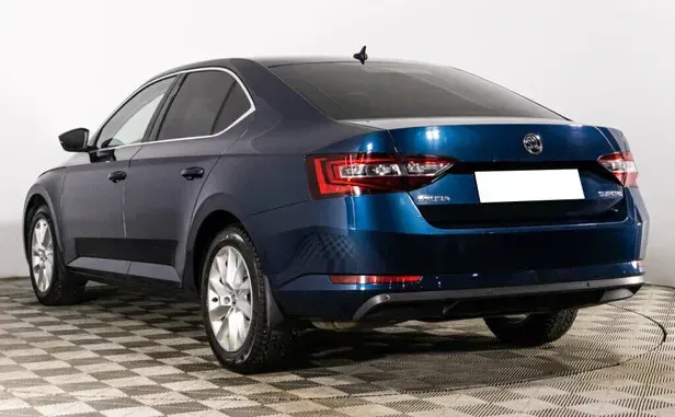 Skoda Superb, III — фото 4
