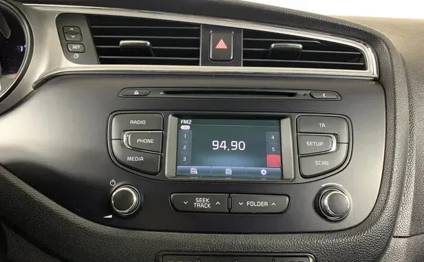 Kia Ceed, II Рестайлинг — фото 8
