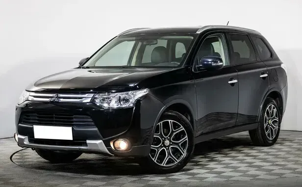 Mitsubishi Outlander, III Рестайлинг — фото 1