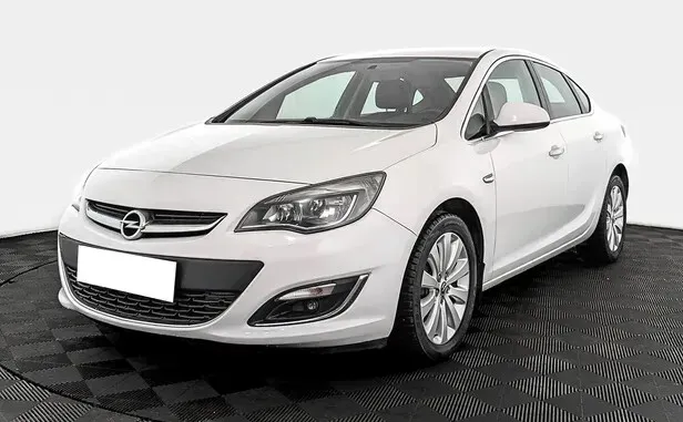 Opel Astra, J Рестайлинг — фото 1