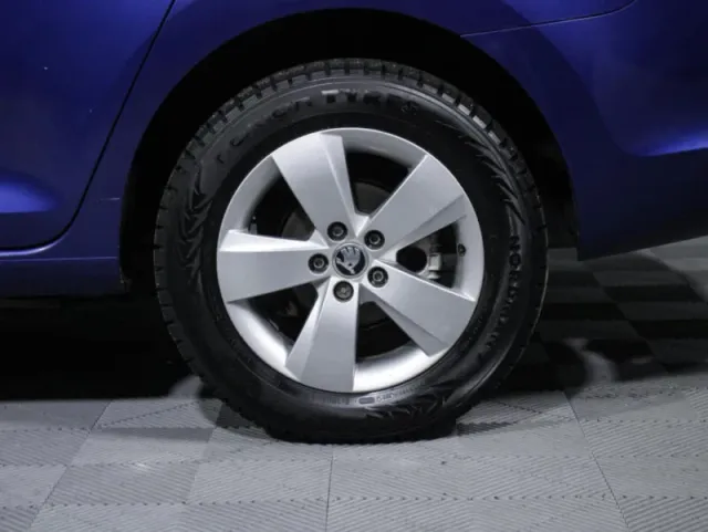 Skoda Rapid, I Рестайлинг — фото 9