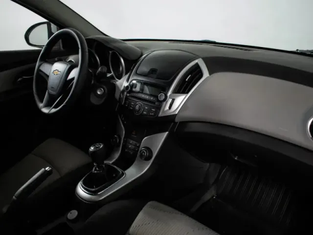 Chevrolet Cruze, I Рестайлинг — фото 6