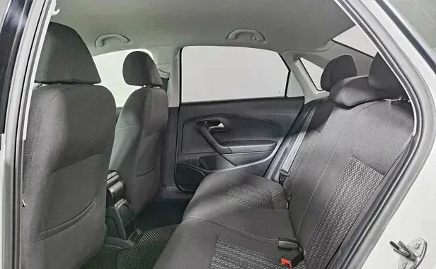 Volkswagen Polo, V Рестайлинг — фото 7