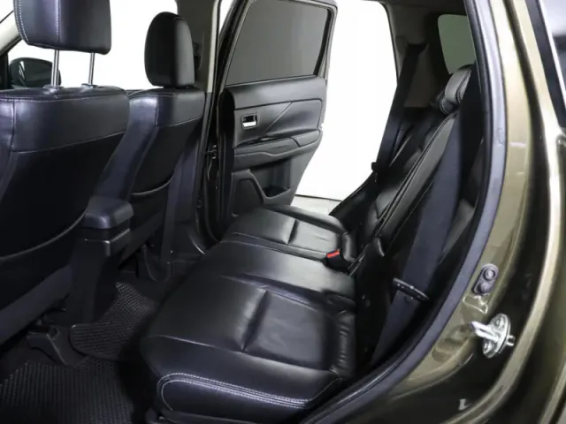 Mitsubishi Outlander, III Рестайлинг 2 — фото 12