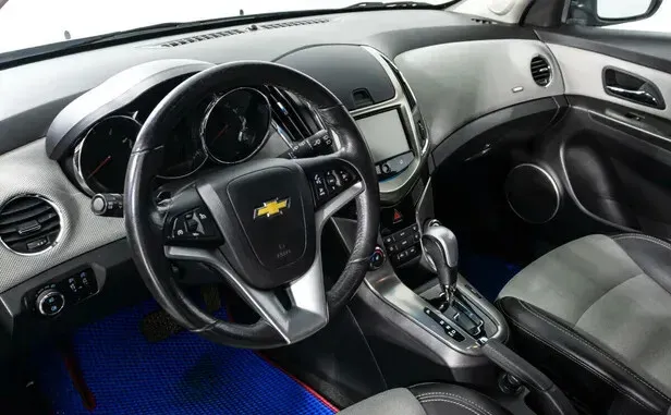 Chevrolet Cruze, I Рестайлинг — фото 8