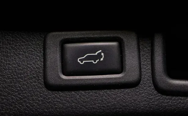 Subaru Forester, IV — фото 12