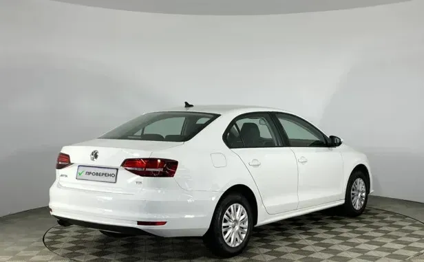 Volkswagen Jetta, VI Рестайлинг — фото 2