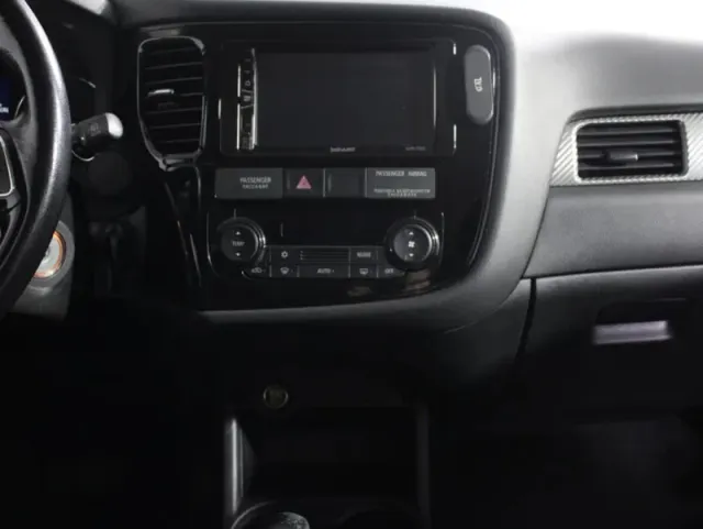 Mitsubishi Outlander, III Рестайлинг 2 — фото 14