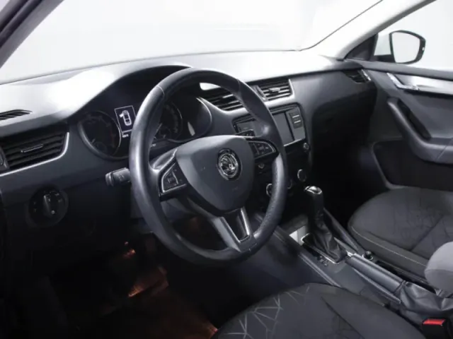 Skoda Octavia, III (A7) Рестайлинг — фото 15