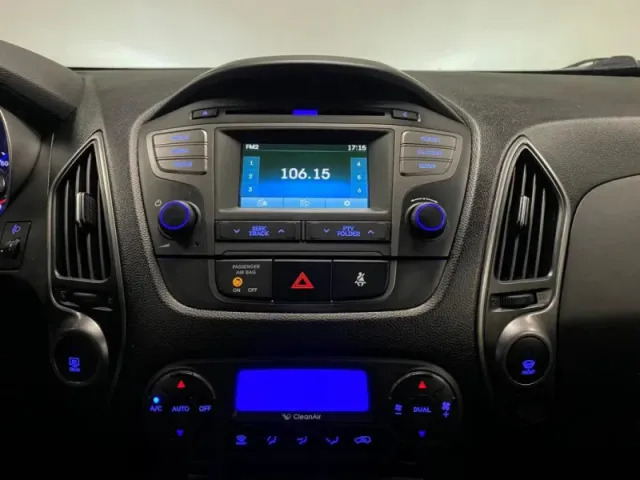 Hyundai ix35, I — фото 27
