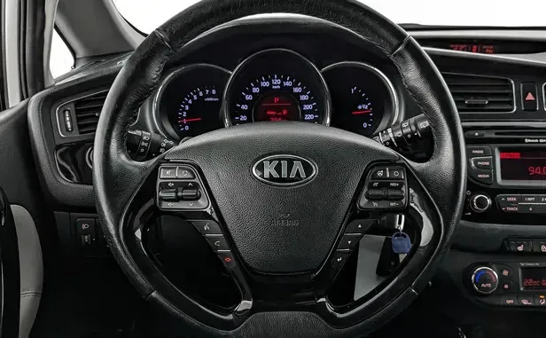 Kia Ceed, II — фото 5
