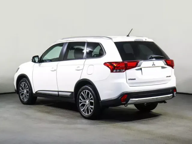 Mitsubishi Outlander, III Рестайлинг 2 — фото 7