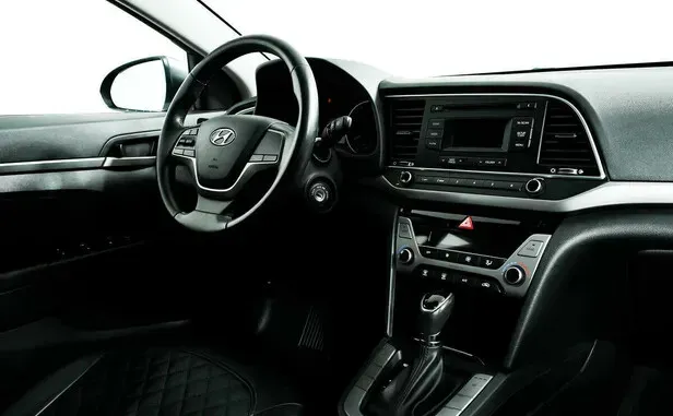 Hyundai Elantra, VI (AD) — фото 5