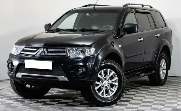 Mitsubishi Pajero Sport, II Рестайлинг — фото 1