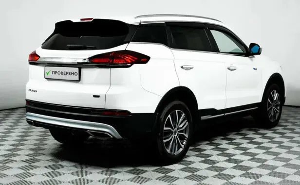 Geely Atlas Pro — фото 2
