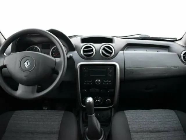 Renault Duster, I — фото 15
