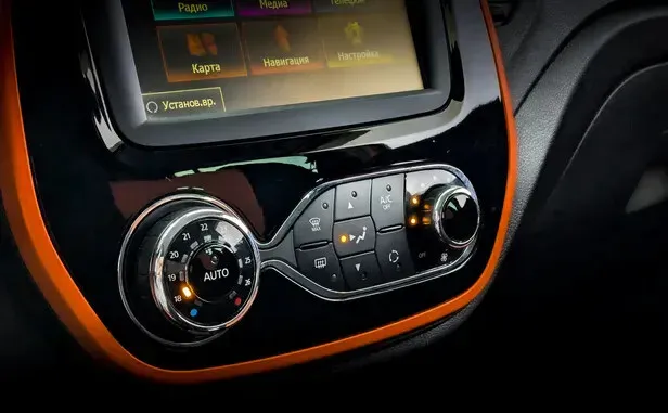 Renault Kaptur, I — фото 12
