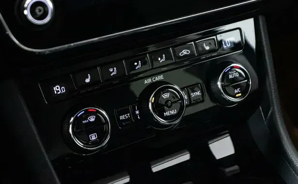 Skoda Superb, III — фото 10