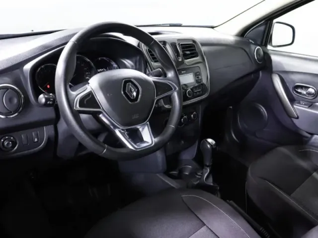 Renault Logan, II Рестайлинг — фото 16