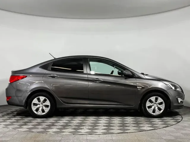 Hyundai Solaris, I Рестайлинг — фото 4