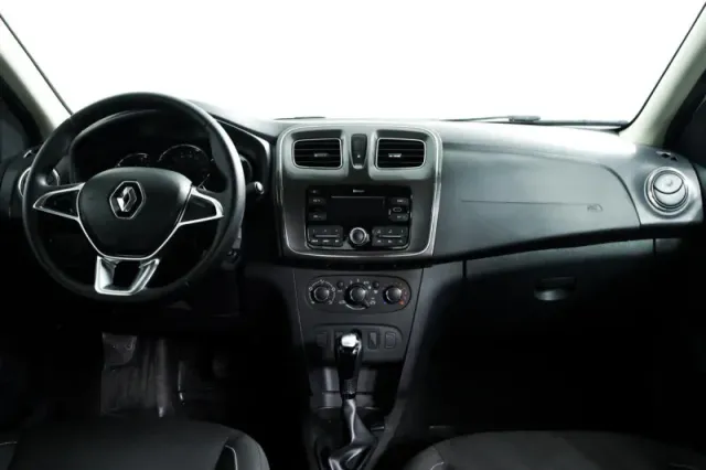 Renault Logan, II Рестайлинг — фото 12
