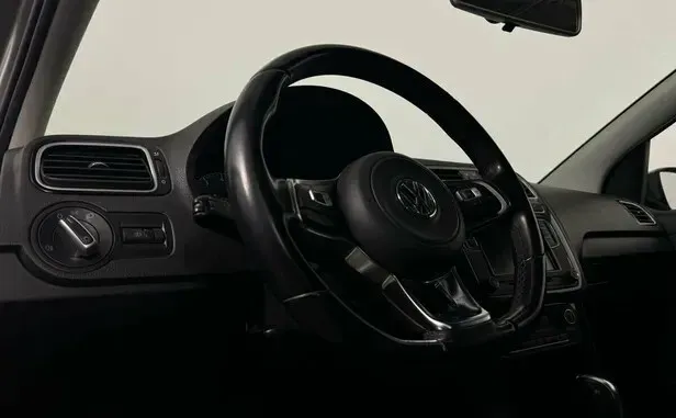 Volkswagen Polo, V Рестайлинг — фото 6