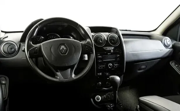 Renault Duster, I Рестайлинг — фото 8