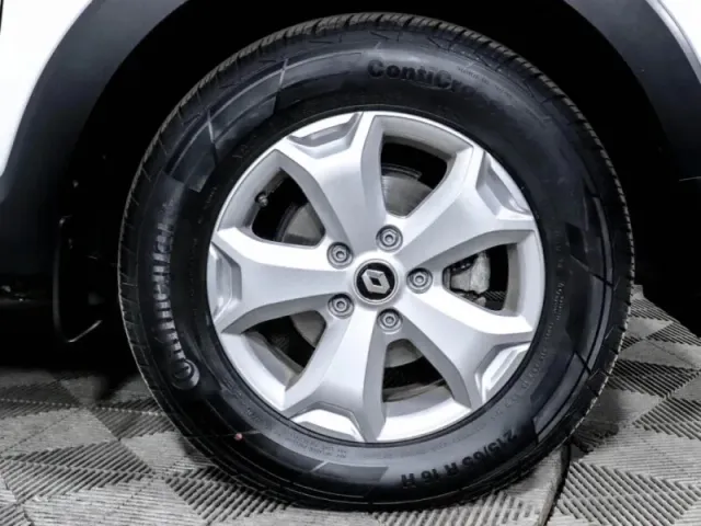 Renault Kaptur, I Рестайлинг — фото 7