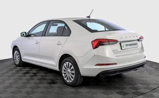 Skoda Rapid, II — фото 12