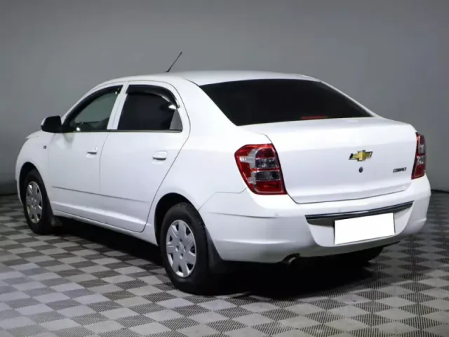 Chevrolet Cobalt, II Рестайлинг — фото 7