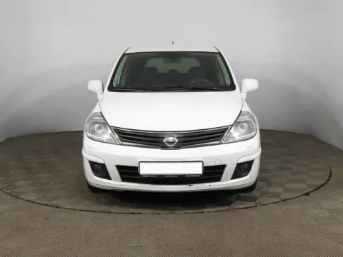 Nissan Tiida, I — фото 1
