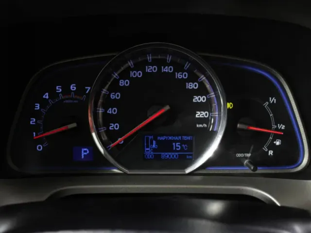 Toyota RAV4, IV (XA40) Рестайлинг — фото 12