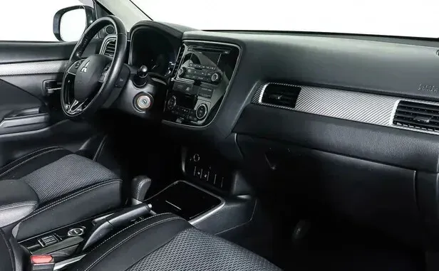 Mitsubishi Outlander, III Рестайлинг 2 — фото 6