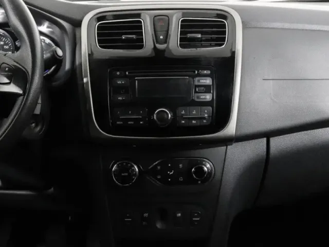 Renault Sandero, II — фото 12