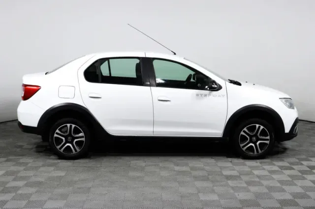 Renault Logan, II Рестайлинг — фото 4