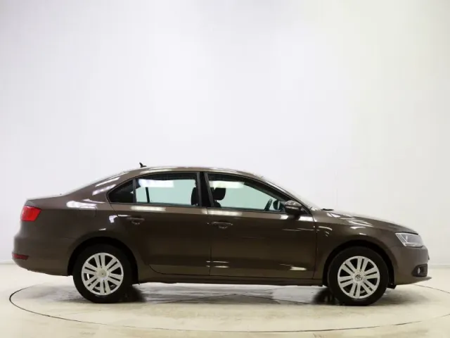 Volkswagen Jetta, VI Рестайлинг — фото 2