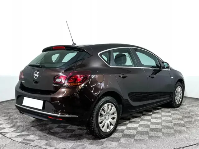 Opel Astra, J Рестайлинг — фото 5
