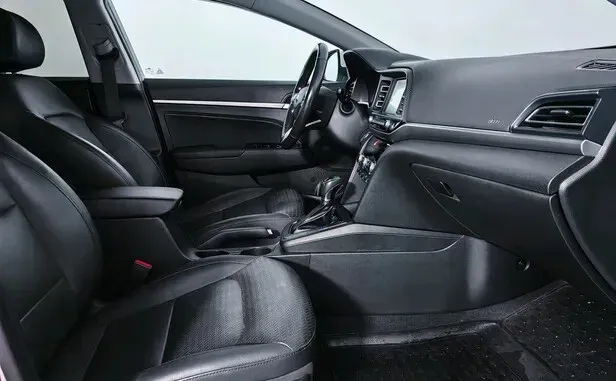 Hyundai Elantra, VI (AD) Рестайлинг — фото 5
