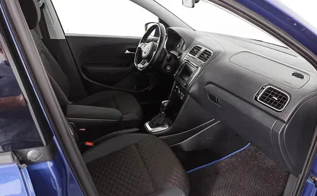 Volkswagen Polo, V Рестайлинг — фото 6