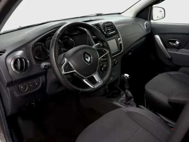 Renault Logan, II Рестайлинг — фото 15