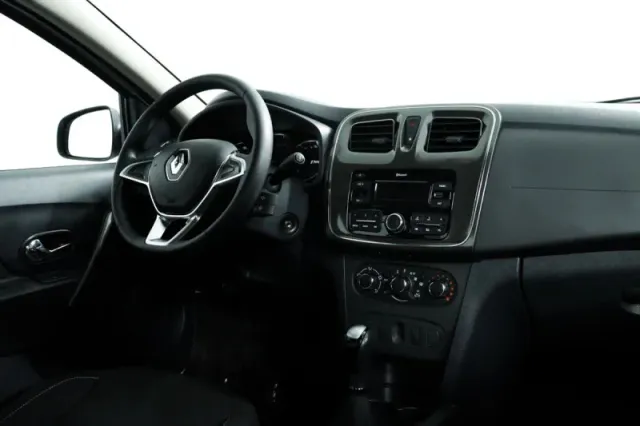 Renault Logan, II Рестайлинг — фото 13