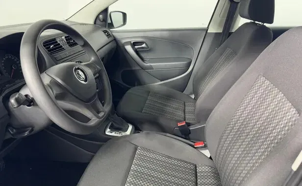 Volkswagen Polo, V Рестайлинг — фото 7