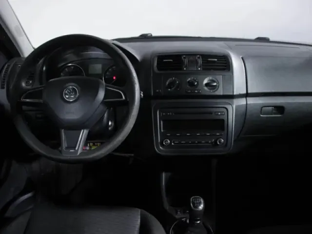 Skoda Fabia, II Рестайлинг — фото 13